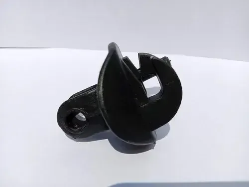 High strength fencing breakaway insulator.webp