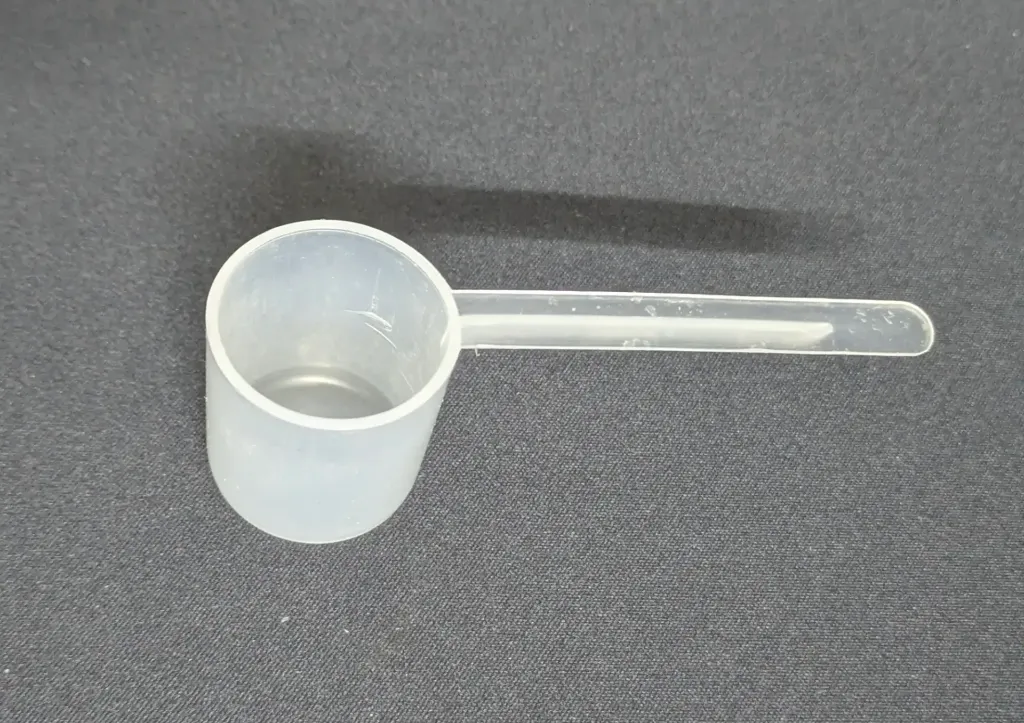 10gm Powder Scoop Side View2.webp