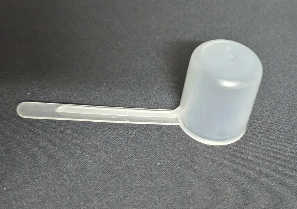 10gm Powder Scoop Bottom View 2.webp