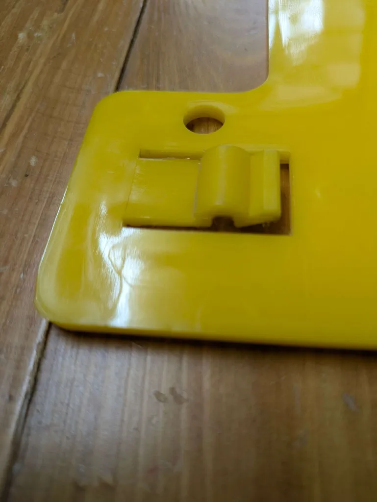 Solar Fence Warning Sign Board Zoomed .webp